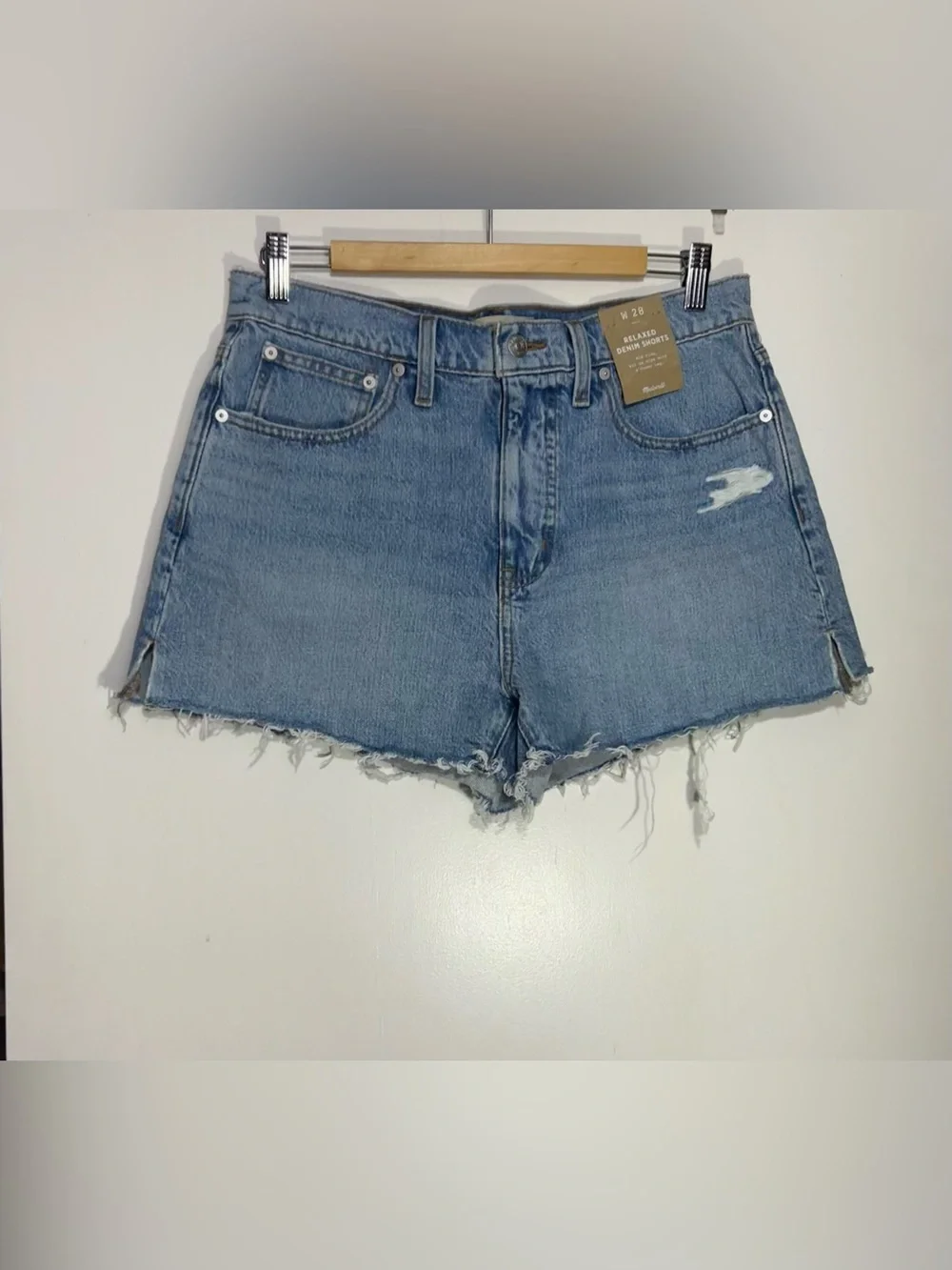 NWT Madewell Light Wash relaxed denim shorts mid rise size W28